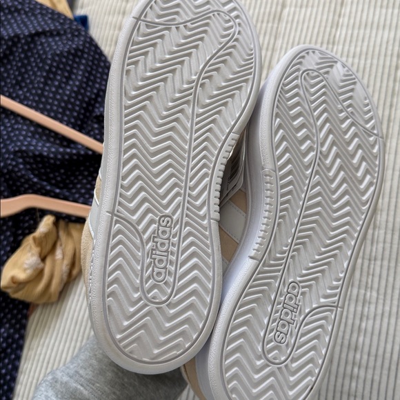 Adidas Women’s Beige and White Cloudfoam Sneakers - Picture 4 of 5